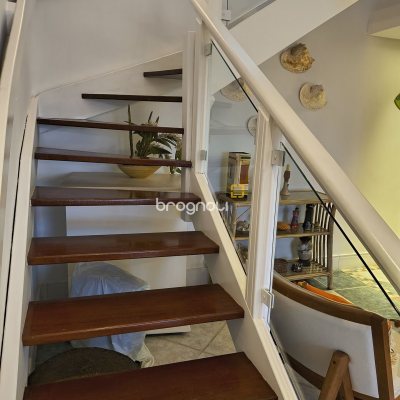 Apartamento com 186m², 4 quartos (sendo 1 suíte), 2 garagens, no bairro Jurerê Internacional em Florianópolis