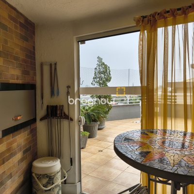 Apartamento com 186m², 4 quartos (sendo 1 suíte), 2 garagens, no bairro Jurerê Internacional em Florianópolis