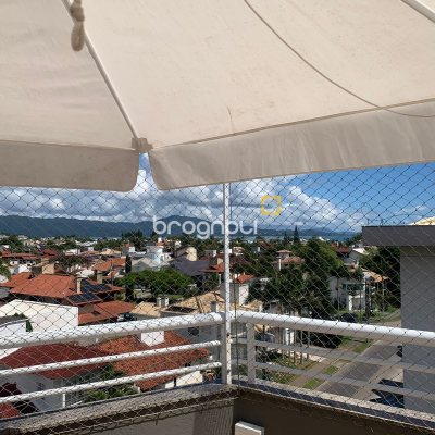 Apartamento com 186m², 4 quartos (sendo 1 suíte), 2 garagens, no bairro Jurerê Internacional em Florianópolis