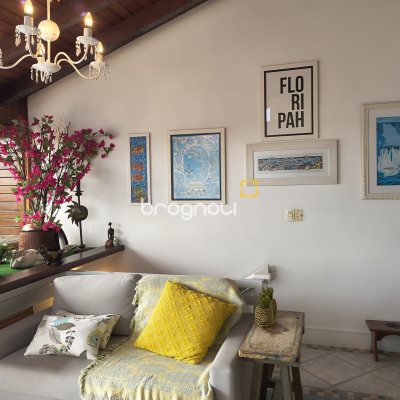 Apartamento com 186m², 4 quartos (sendo 1 suíte), 2 garagens, no bairro Jurerê Internacional em Florianópolis