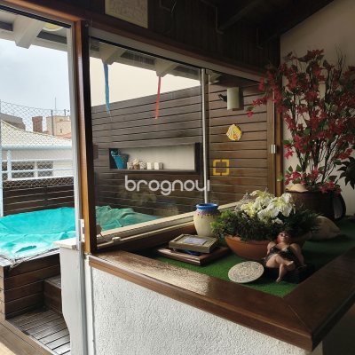 Apartamento com 186m², 4 quartos (sendo 1 suíte), 2 garagens, no bairro Jurerê Internacional em Florianópolis