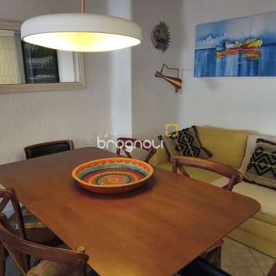 Apartamento com 186m², 4 quartos (sendo 1 suíte), 2 garagens, no bairro Jurerê Internacional em Florianópolis