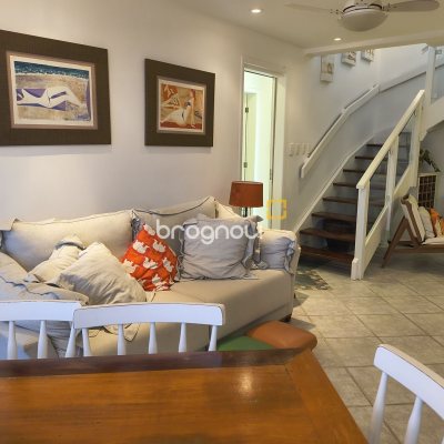 Apartamento com 186m², 4 quartos (sendo 1 suíte), 2 garagens, no bairro Jurerê Internacional em Florianópolis