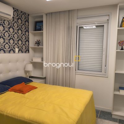 Apartamento com 186m², 4 quartos (sendo 1 suíte), 2 garagens, no bairro Jurerê Internacional em Florianópolis