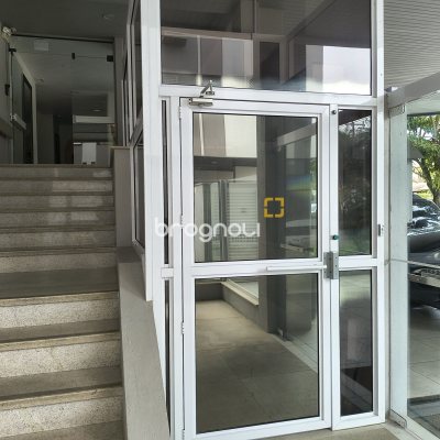 Apartamento com 186m², 4 quartos (sendo 1 suíte), 2 garagens, no bairro Jurerê Internacional em Florianópolis