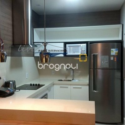 Apartamento com 155m², 3 quartos (sendo 3 suítes), 2 garagens, no bairro Jurerê Internacional em Florianópolis