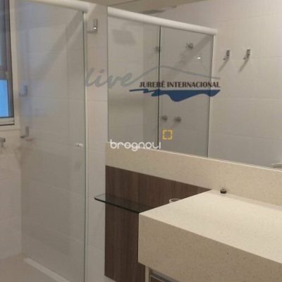 Apartamento com 155m², 3 quartos (sendo 3 suítes), 2 garagens, no bairro Jurerê Internacional em Florianópolis