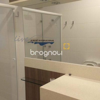 Apartamento com 155m², 3 quartos (sendo 3 suítes), 2 garagens, no bairro Jurerê Internacional em Florianópolis