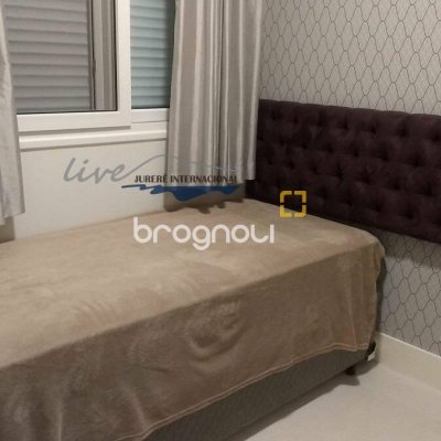 Apartamento com 155m², 3 quartos (sendo 3 suítes), 2 garagens, no bairro Jurerê Internacional em Florianópolis