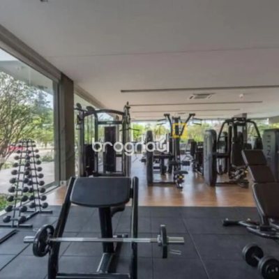 Apartamento com 147m², 2 quartos (sendo 2 suítes), 2 garagens, no bairro Jurerê Internacional em Florianópolis