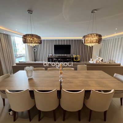 Apartamento com 147m², 2 quartos (sendo 2 suítes), 2 garagens, no bairro Jurerê Internacional em Florianópolis