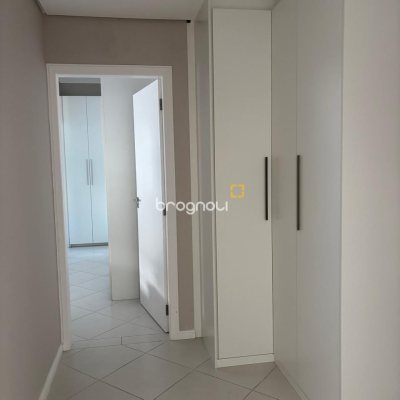 Cobertura com 211m², 3 quartos (sendo 1 suíte), 2 garagens, no bairro Ingleses Norte em Florianópolis