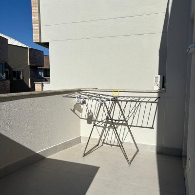 Cobertura com 211m², 3 quartos (sendo 1 suíte), 2 garagens, no bairro Ingleses Norte em Florianópolis