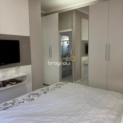 Cobertura com 211m², 3 quartos (sendo 1 suíte), 2 garagens, no bairro Ingleses Norte em Florianópolis
