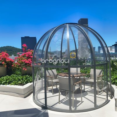 Apartamento com 120m², 3 quartos (sendo 3 suítes), 2 garagens, no bairro Jurerê Internacional em Florianópolis