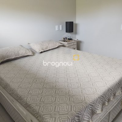 Apartamento com 117m², 3 quartos (sendo 2 suítes), 2 garagens, no bairro Jurerê em Florianópolis