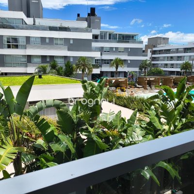 Apartamento com 147m², 3 quartos (sendo 3 suítes), 2 garagens, no bairro Jurerê Internacional em Florianópolis