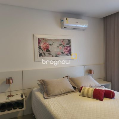 Apartamento com 147m², 3 quartos (sendo 3 suítes), 2 garagens, no bairro Jurerê Internacional em Florianópolis