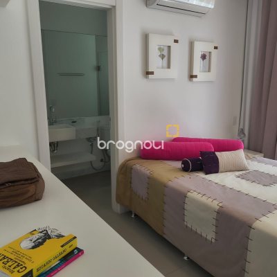 Apartamento com 147m², 3 quartos (sendo 3 suítes), 2 garagens, no bairro Jurerê Internacional em Florianópolis