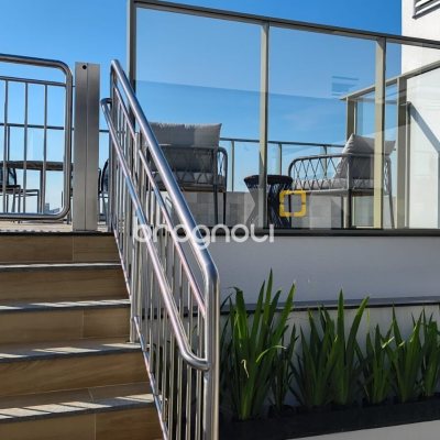 Apartamento com 65m², 2 quartos (sendo 1 suíte), 1 garagem, no bairro Jurerê Internacional em Florianópolis