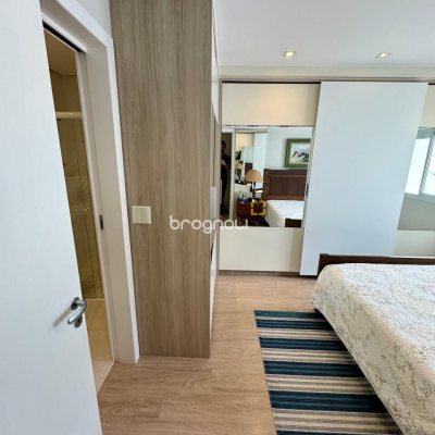 Cobertura com 226m², 3 quartos (sendo 2 suítes), 2 garagens, no bairro Jurerê Internacional em Florianópolis