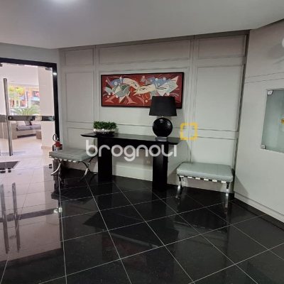 Cobertura com 226m², 3 quartos (sendo 2 suítes), 2 garagens, no bairro Jurerê Internacional em Florianópolis