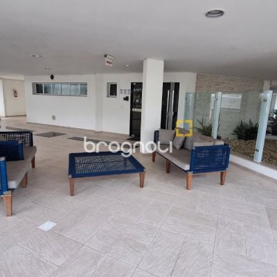 Cobertura com 226m², 3 quartos (sendo 2 suítes), 2 garagens, no bairro Jurerê Internacional em Florianópolis