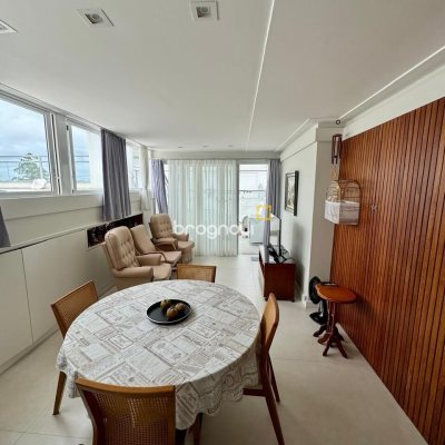 Cobertura com 226m², 3 quartos (sendo 2 suítes), 2 garagens, no bairro Jurerê Internacional em Florianópolis