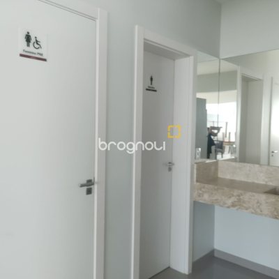 Apartamento com 86m², 3 quartos (sendo 3 suítes), 1 garagem, no bairro Jurerê em Florianópolis