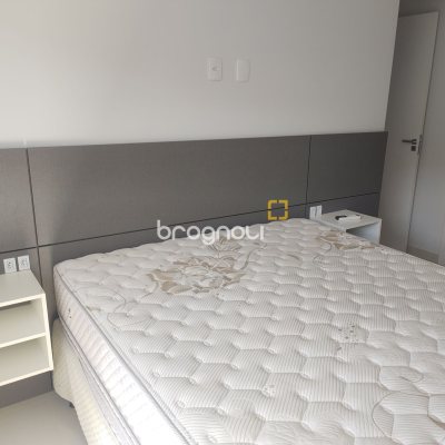Apartamento com 86m², 3 quartos (sendo 3 suítes), 1 garagem, no bairro Jurerê em Florianópolis