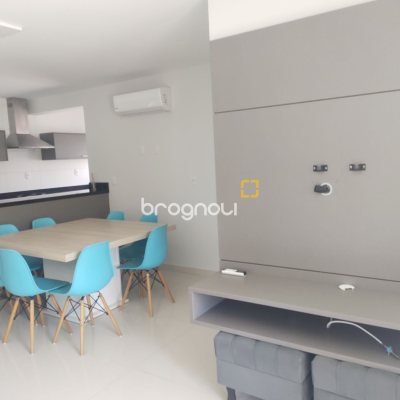 Apartamento com 86m², 3 quartos (sendo 3 suítes), 1 garagem, no bairro Jurerê em Florianópolis