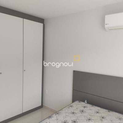 Apartamento com 86m², 3 quartos (sendo 3 suítes), 1 garagem, no bairro Jurerê em Florianópolis