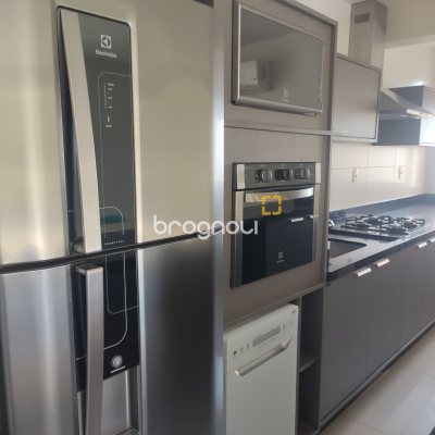 Apartamento com 86m², 3 quartos (sendo 3 suítes), 1 garagem, no bairro Jurerê em Florianópolis