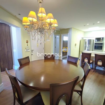 Cobertura com 224m², 3 quartos (sendo 3 suítes), 2 garagens, no bairro Jurerê Internacional em Florianópolis