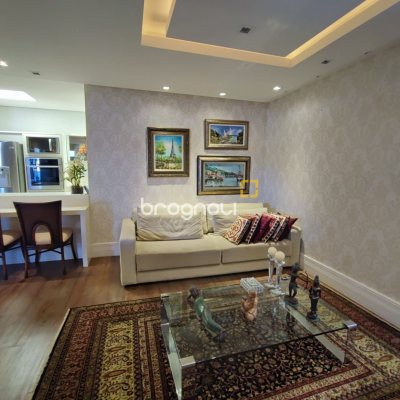 Cobertura com 224m², 3 quartos (sendo 3 suítes), 2 garagens, no bairro Jurerê Internacional em Florianópolis
