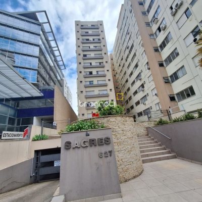 Apartamento com 42m², 1 quarto, 1 garagem, no bairro Centro em Florianópolis