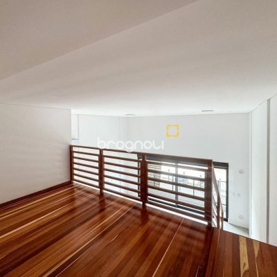 Studio com 54m², 1 quarto, 1 garagem, no bairro Monte Verde em Florianópolis