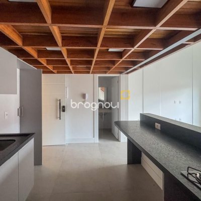 Studio com 54m², 1 quarto, 1 garagem, no bairro Monte Verde em Florianópolis