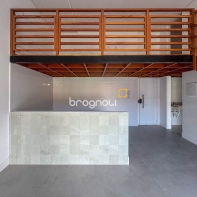 Loft com 81m², 1 quarto, 1 garagem, no bairro Monte Verde em Florianópolis