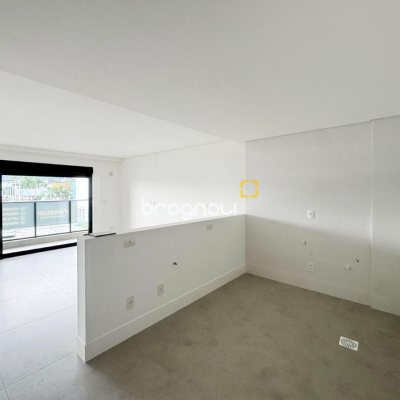 Studio com 49m², 1 quarto, 1 garagem, no bairro Monte Verde em Florianópolis