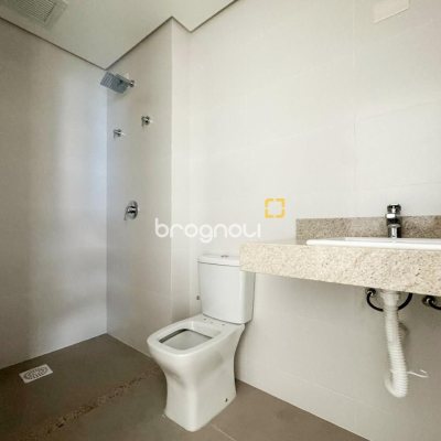 Studio com 49m², 1 quarto, 1 garagem, no bairro Monte Verde em Florianópolis