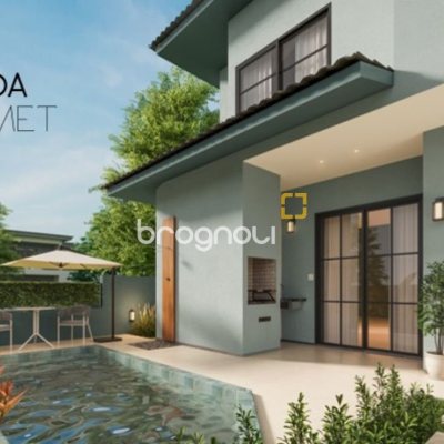 Casa com 165m², 2 quartos (sendo 2 suítes), 2 garagens, no bairro Canasvieiras em Florianópolis