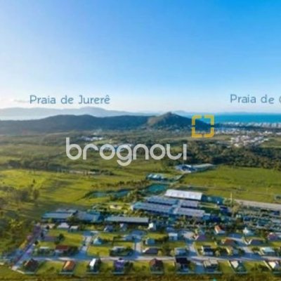 Casa com 165m², 2 quartos (sendo 2 suítes), 2 garagens, no bairro Canasvieiras em Florianópolis