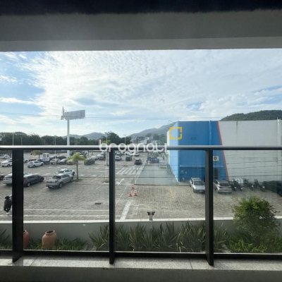 Studio com 48m², 1 quarto, 1 garagem, no bairro Monte Verde em Florianópolis