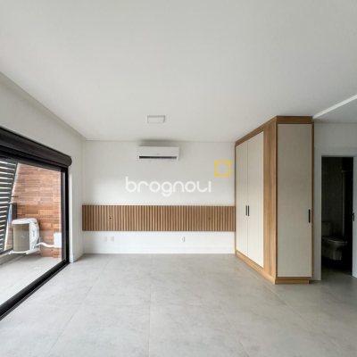 Studio com 46m², 1 quarto, 1 garagem, no bairro Monte Verde em Florianópolis