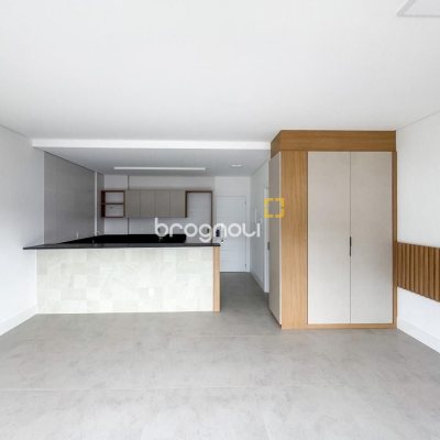Studio com 46m², 1 quarto, 1 garagem, no bairro Monte Verde em Florianópolis
