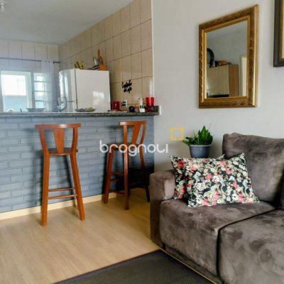 Casa com 218m², 6 quartos (sendo 2 suítes), 2 garagens, no bairro Campeche em Florianópolis
