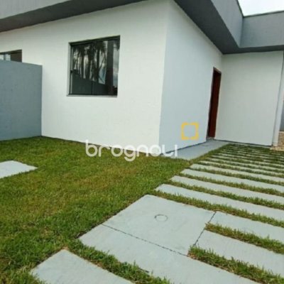 Casa com 68m², 2 quartos (sendo 1 suíte), 1 garagem, no bairro Campeche em Florianópolis