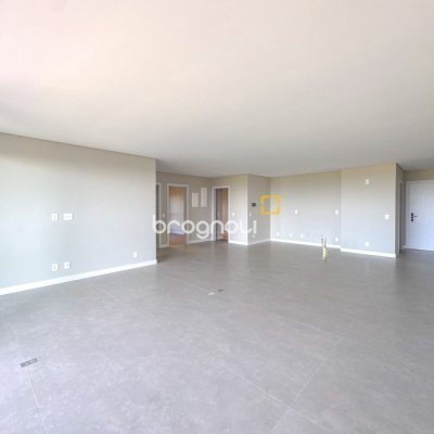 Apartamento com 148m², 3 quartos (sendo 3 suítes), 2 garagens, no bairro Jurerê em Florianópolis
