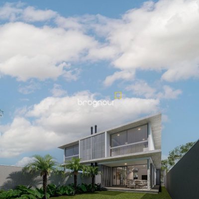Casa com 196m², 3 quartos (sendo 1 suíte), 2 garagens, no bairro Campeche em Florianópolis